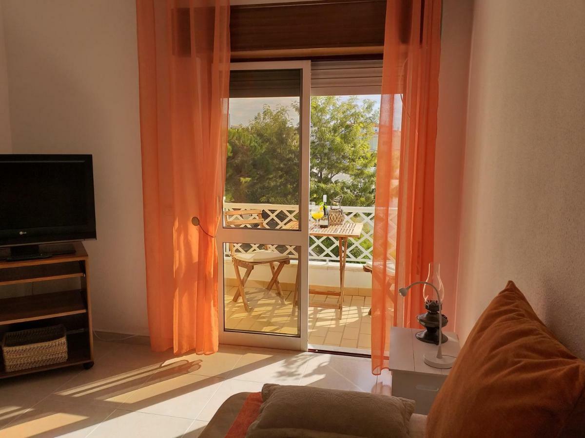 Pretty Sunny Guest Apartment Lagos Luaran gambar